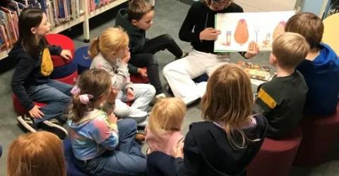 Voorlezen op zondag: 21/12 © Bibliotheek Ledegem