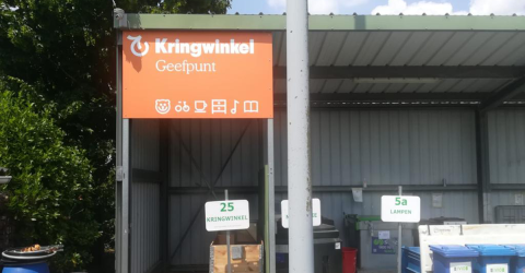 Geefpunt van de Kringwinkel in ons recyclagepark zit in een nieuw jasje